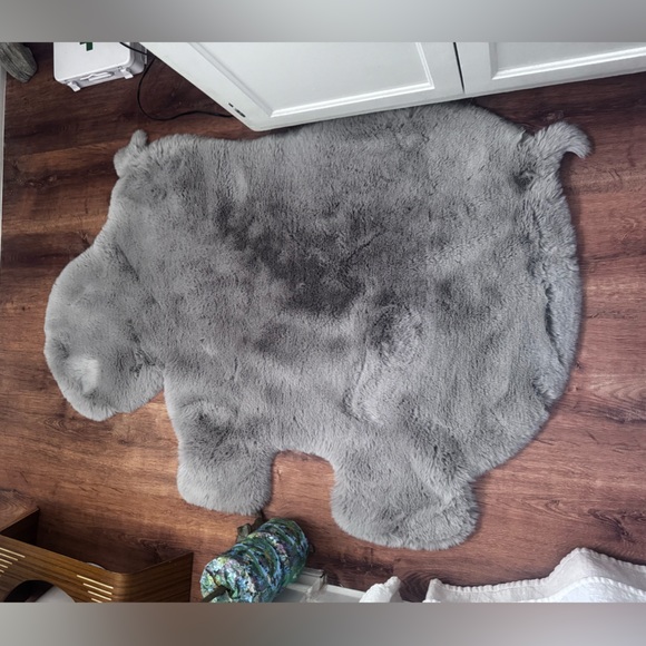 Mon Chateau Other - New Mon Chateau Gray HIPPO Carpet Rug